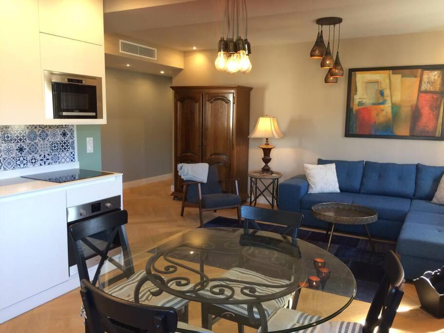 Appartement Lovely Refurbished Nice